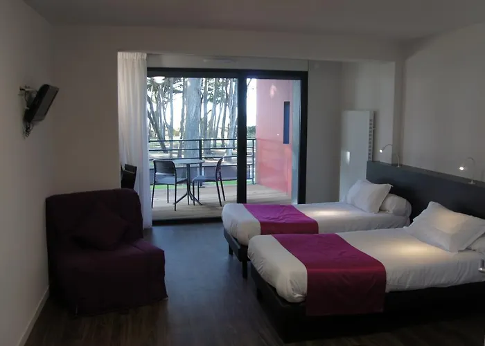 Hotel-club Et Locations Domaine De Port Aux Rocs Hébergement de vacances Le Croisic